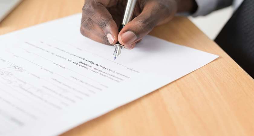Guidance on the Validity of Agreements Using Foreign Language Without Indonesian Translation