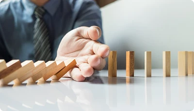 Risk Management & Compliance